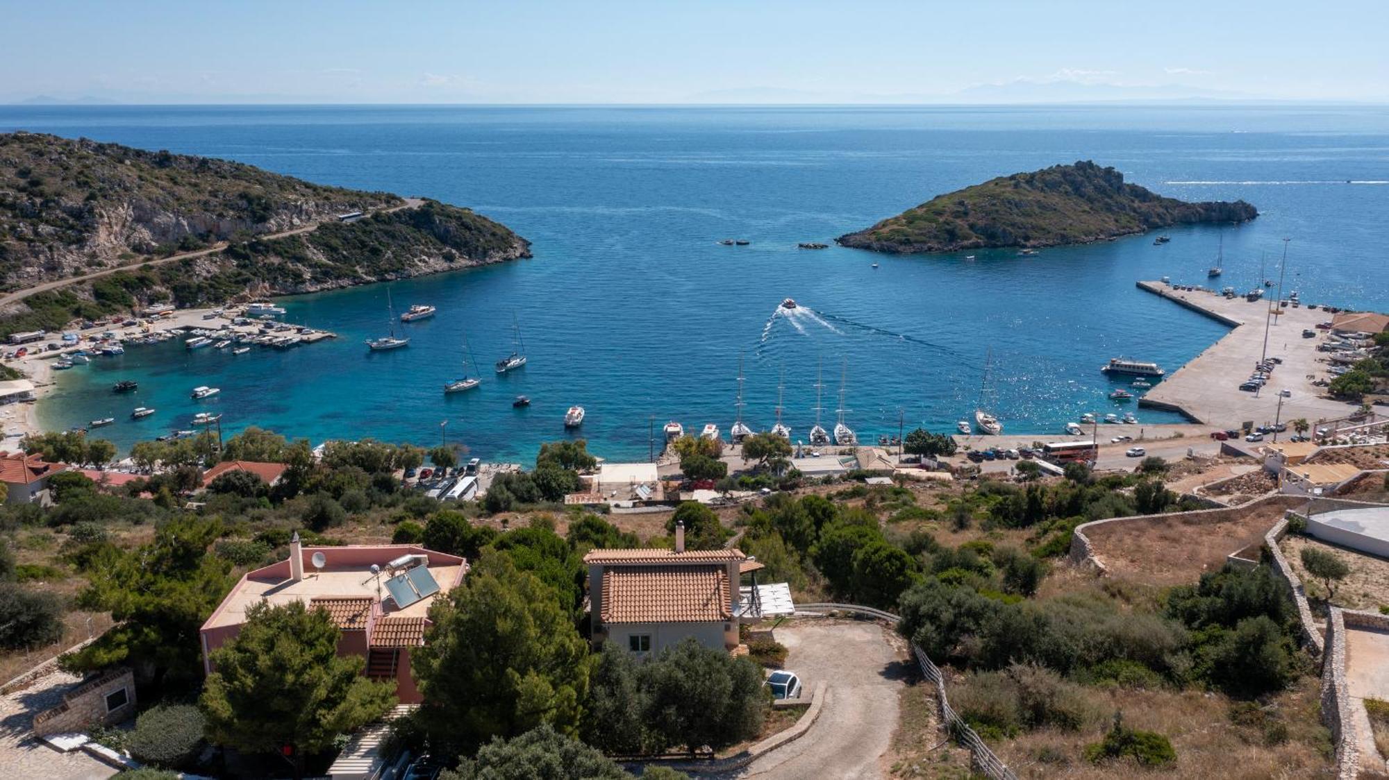 Coastal Paradise Found - Komis' Private Pool Retreat Агиос Николаос Екстериор снимка